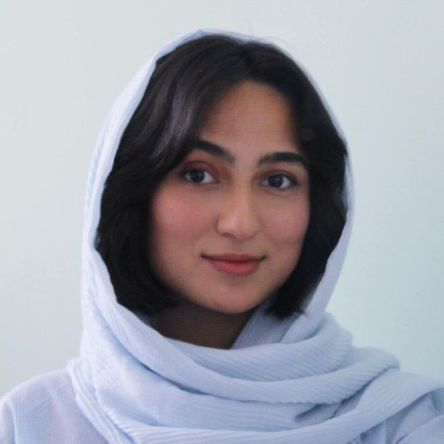 سارا بوژآبادی